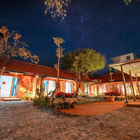 Truong Phu House - Hotel & Apartment Хюе Екстер'єр фото