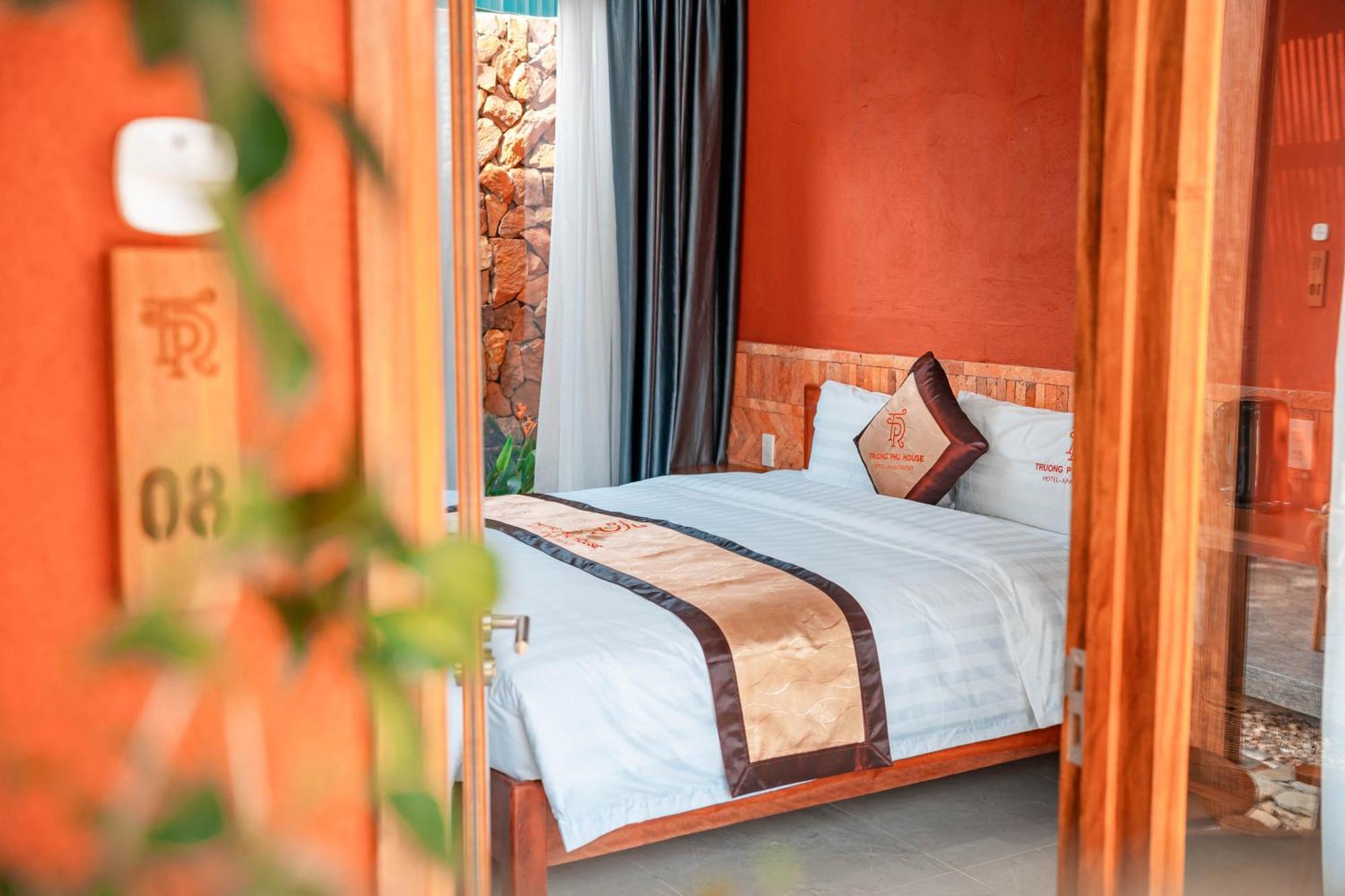 Truong Phu House - Hotel & Apartment Хюе Екстер'єр фото