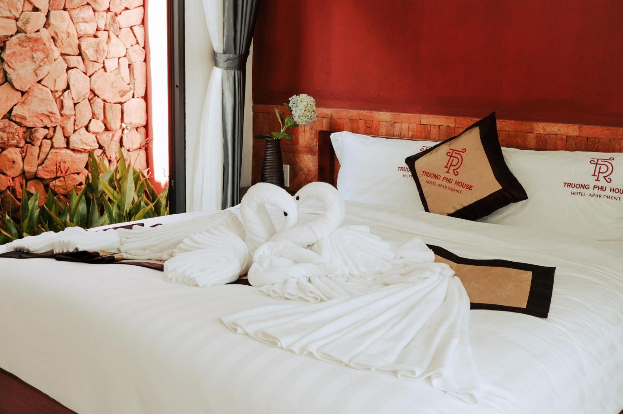 Truong Phu House - Hotel & Apartment Хюе Екстер'єр фото