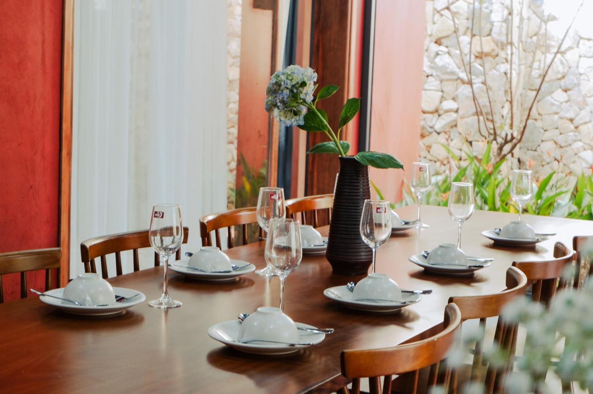 Truong Phu House - Hotel & Apartment Хюе Екстер'єр фото